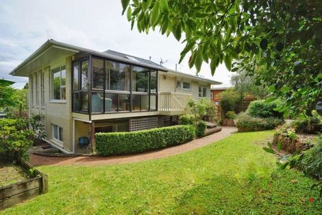 Photo of property in 17 Barlow Place, Chatswood, Auckland, 0626