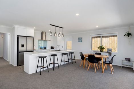 Photo of property in 9 Anatere Rise, Athenree, Waihi Beach, 3177