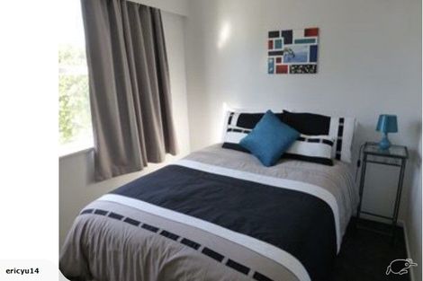 Photo of property in 112 Wharf Road, Te Atatu Peninsula, Auckland, 0610