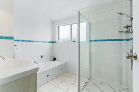 Photo of property in 4/111 Hunt Road, Whangamata, 3620