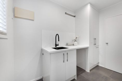 Photo of property in 9 Yacht Place, Bucklands Beach, Auckland, 2012