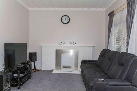 Photo of property in 27 Smith Street, Dannevirke, 4930