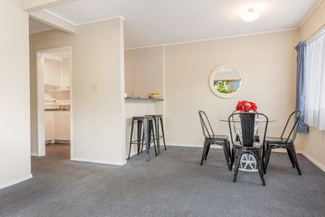 Photo of property in 3/12 Sunnyside Road, Sunnyvale, Auckland, 0612