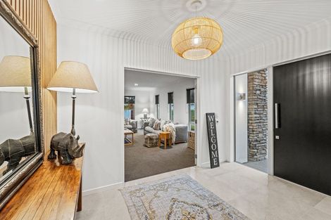 Photo of property in 43 Oakgrove Drive, Rangiora, 7400