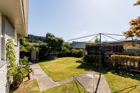 Photo of property in 72 Martin Road, Fairfield, Dunedin, 9018