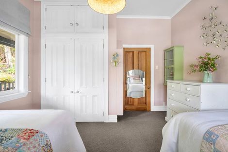 Photo of property in 40 Reserve Terrace, Lyttelton, 8082