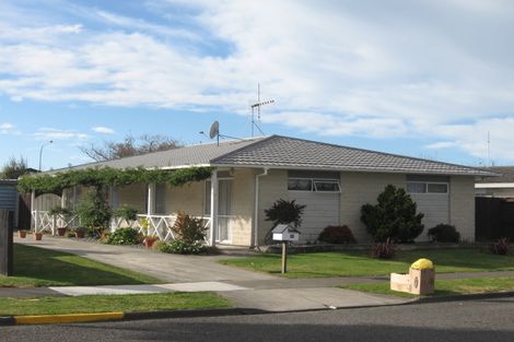 Photo of property in 50 Whiting Crescent, Greenmeadows, Napier, 4112