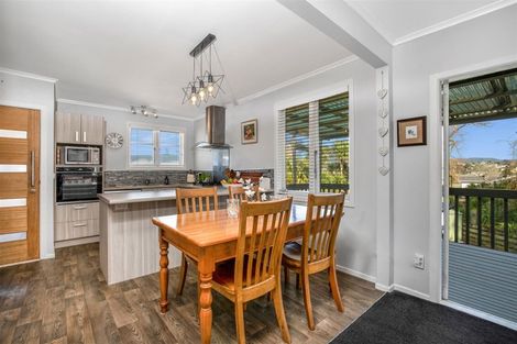 Photo of property in 32 Routley Drive, Glen Eden, Auckland, 0602