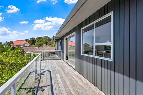 Photo of property in 300 Whangaparaoa Road, Stanmore Bay, Whangaparaoa, 0932