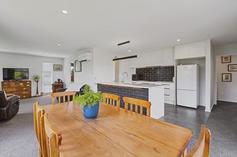 Photo of property in 14 Awarua Road, Pegasus, 7612