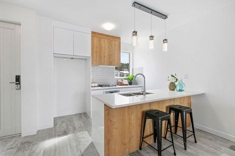 Photo of property in 6 Waihou Crescent, Albany Heights, Auckland, 0632