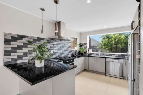 Photo of property in 31 Gadsby Road, Favona, Auckland, 2024