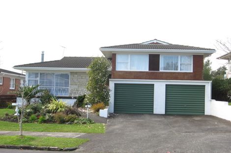 Photo of property in 5 Iorangi Place, Hillpark, Auckland, 2102