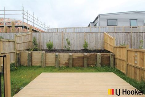 Photo of property in 20a Crestview Rise, Papakura, 2110