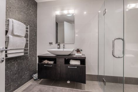 Photo of property in 2a/9 Saint Georges Bay Road, Parnell, Auckland, 1052