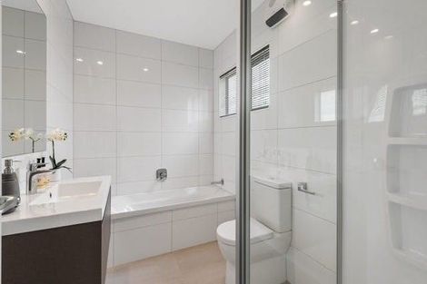 Photo of property in 69 Pepene Avenue, Takanini, 2112