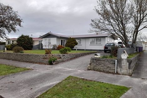 Photo of property in 16 Karamea Crescent, Kelvin Grove, Palmerston North, 4414