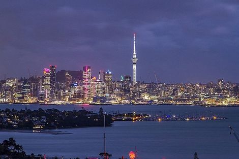 Photo of property in Sentinel Apartments, 2403/3 Northcroft Street, Takapuna, Auckland, 0622