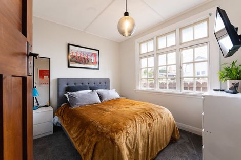 Photo of property in 19 Mornington Road, Balaclava, Dunedin, 9011