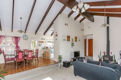 Photo of property in 39 Mack Place, Red Hill, Papakura, 2110