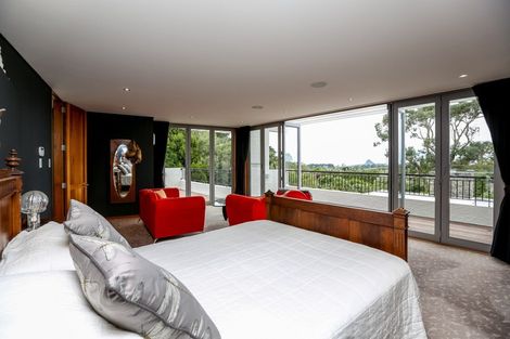 Photo of property in 531 South Road, Omata, New Plymouth, 4374