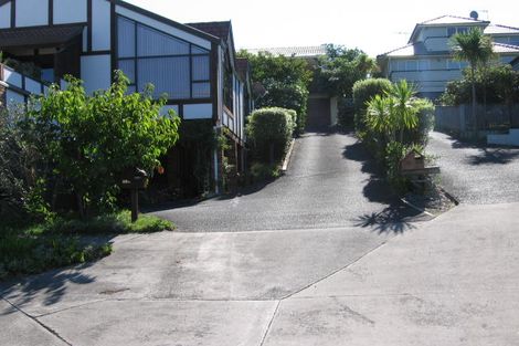 Photo of property in 2/88 Hebron Road, Waiake, Auckland, 0630