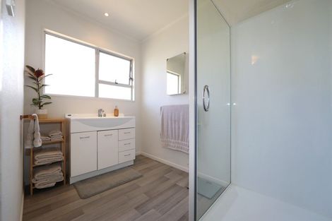 Photo of property in 142c Main Rd Clive, Clive, 4102