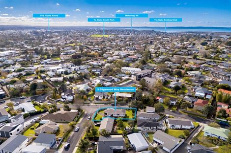 Photo of property in 5 Edgewood Way, Henderson, Auckland, 0612