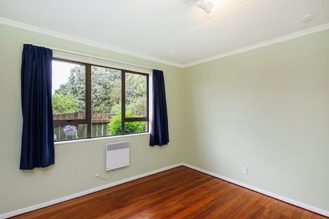 Photo of property in 27 Waterloo Crescent, Hokowhitu, Palmerston North, 4410
