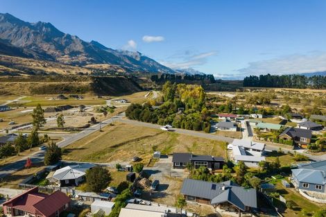 Photo of property in 33 Oban Street, Glenorchy, 9372