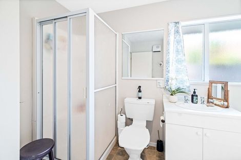 Photo of property in 2/38 Maxwell Street, Riccarton, Christchurch, 8041