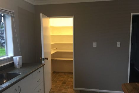 Photo of property in 16 Heather Street, Levin, 5510