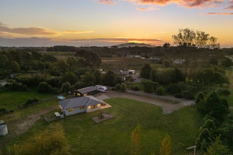 Photo of property in 105 Peka Peka Road, Peka Peka, Waikanae, 5391