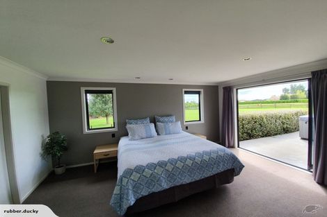 Photo of property in 381 Tararua Road, Levin, 5571