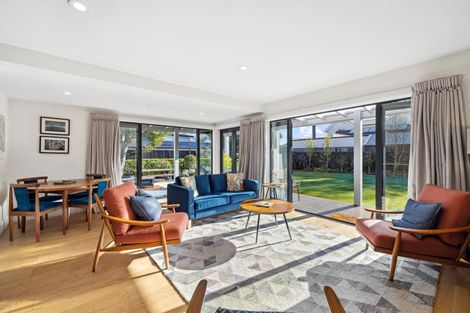 Photo of property in 19 Weston Road, St Albans, Christchurch, 8052