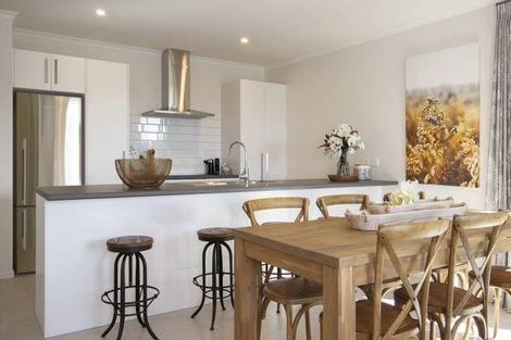 Photo of property in 11 Lloyd Crescent, Pukehangi, Rotorua, 3015