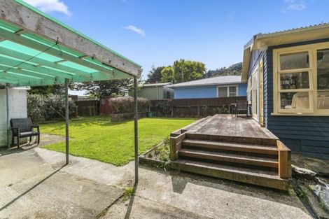 Photo of property in 14 Parenga Street, Wainuiomata, Lower Hutt, 5014