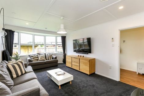 Photo of property in 525 Mangorei Road, Highlands Park, New Plymouth, 4312