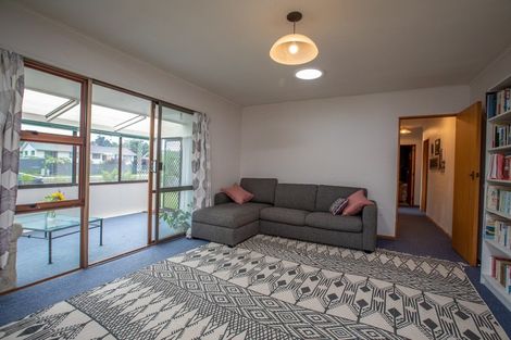 Photo of property in 96b Belvedere Avenue, Waikanae, 5036