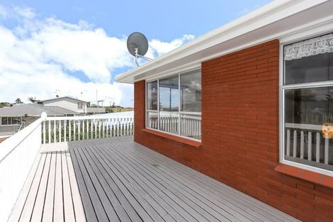Photo of property in 880 Papamoa Beach Road, Papamoa Beach, Papamoa, 3118