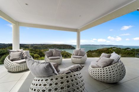 Photo of property in 8 Kotare Place, Sandspit, Warkworth, 0982