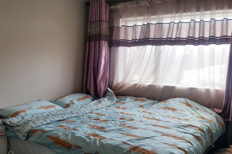 Photo of property in 12 The Runway, Wigram, Christchurch, 8042