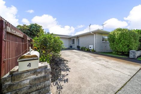 Photo of property in 4 Massey Street, Westown, New Plymouth, 4310