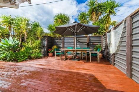 Photo of property in 1/13 Havelock Avenue, Forrest Hill, Auckland, 0620