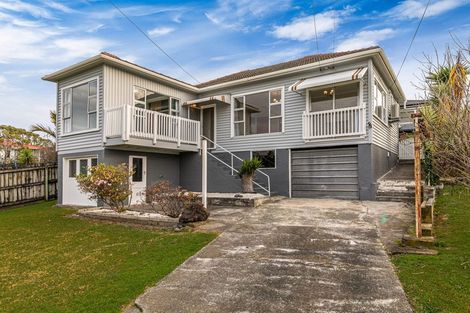 Photo of property in 19 Plunket Avenue, Papatoetoe, Auckland, 2104