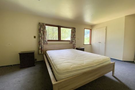 Photo of property in 16 Mackinnon Terrace, Sunshine Bay, Queenstown, 9300