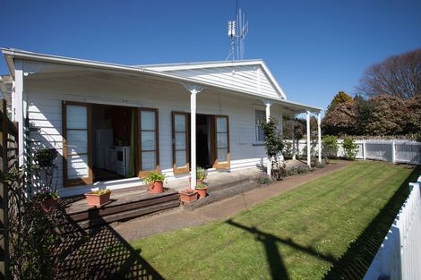 Photo of property in 1 Moule Street, Kihikihi, Te Awamutu, 3800