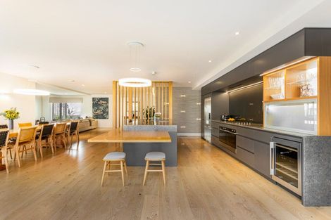 Photo of property in 31 Seacliffe Avenue, Belmont, Auckland, 0622