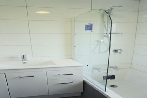 Photo of property in 11 Amerce Place, Highland Park, Auckland, 2010