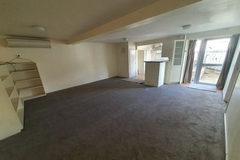 Photo of property in 24 Katrina Place, Massey, Auckland, 0614